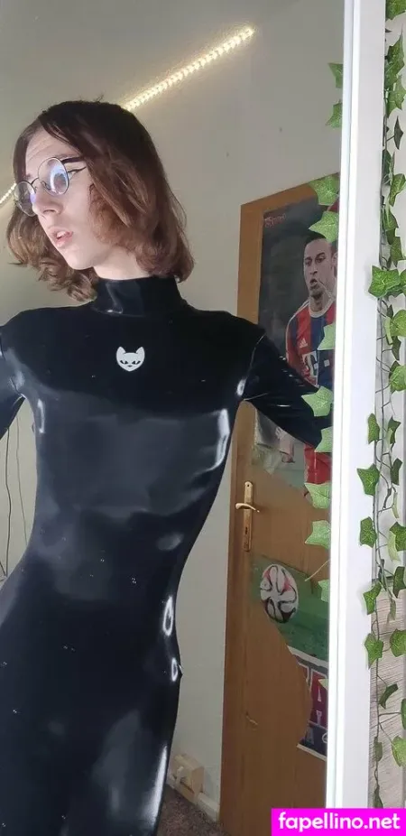 Nicki Fox OnlyFans Thumbnail #j7tgHOtclK