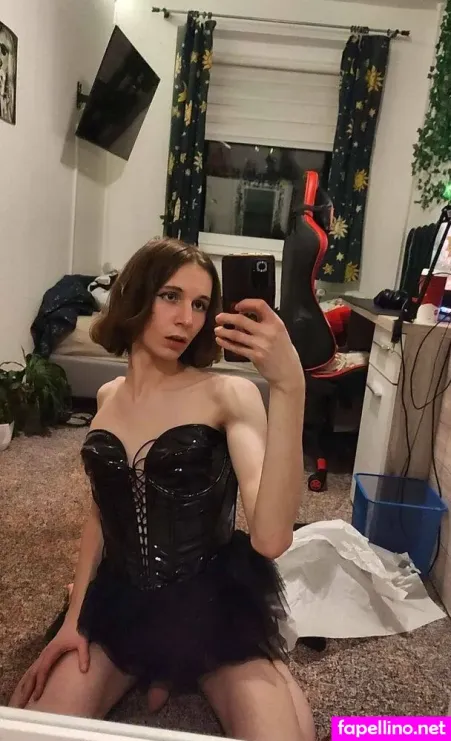 Nicki Fox OnlyFans Thumbnail #nlQPPvbjYx