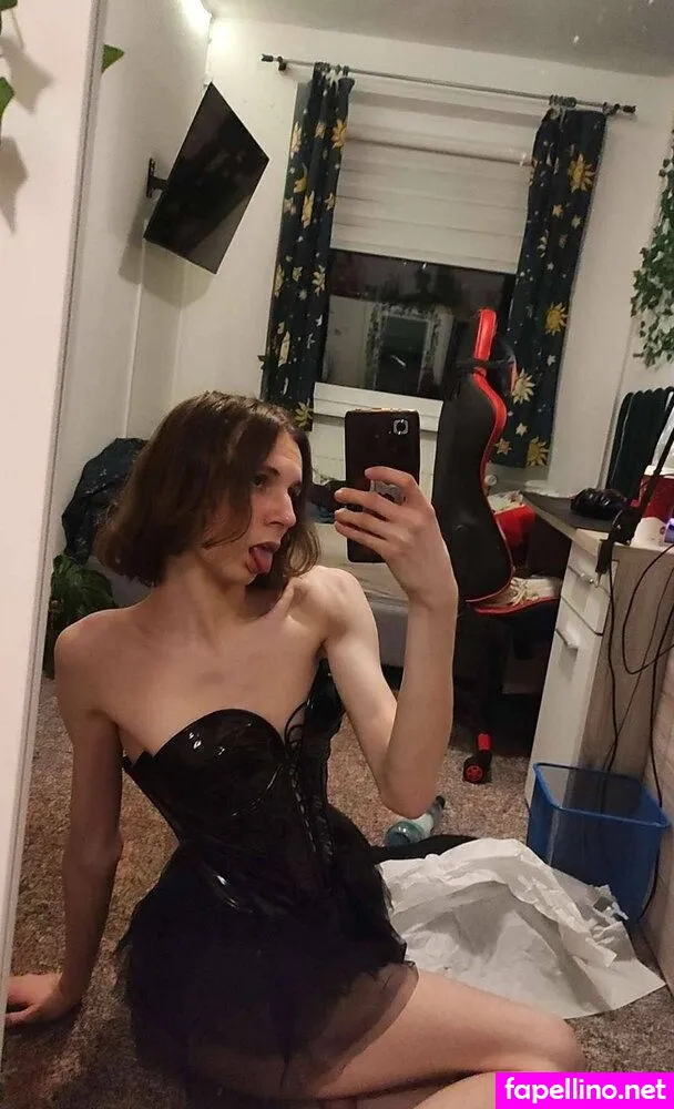 nicki_fox, officialnickifoxx Nude Leaked OnlyFans Photo #yhR0Ol7pRb