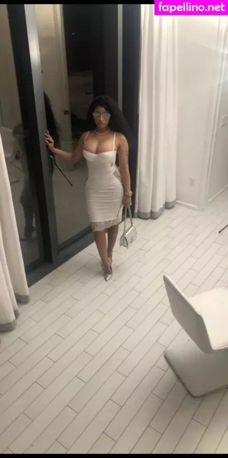 Nicki Minaj OnlyFans Thumbnail #QmFXl8H0HM
