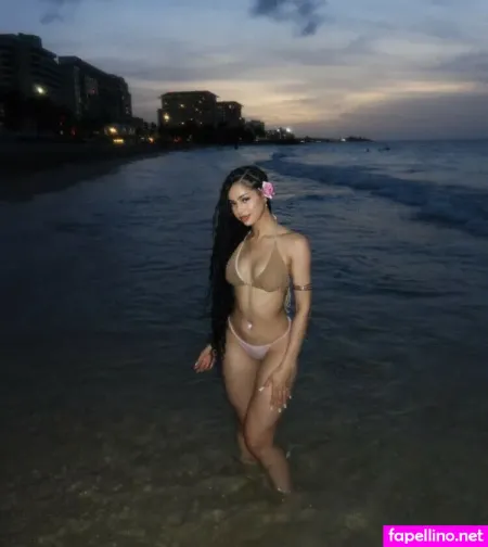 Nickimariex OnlyFans Thumbnail #wkUjbEXAcY