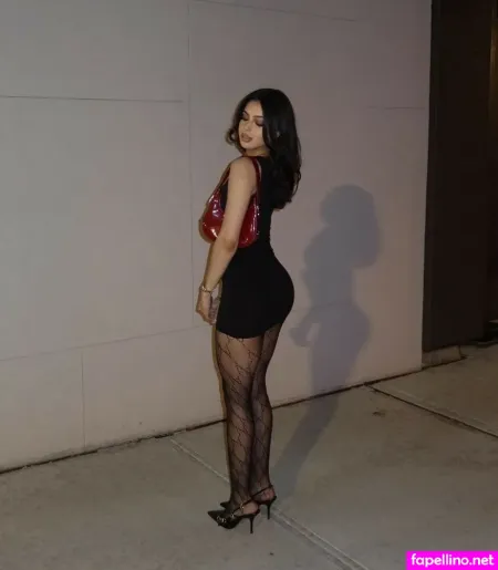 Nickimariiee OnlyFans Thumbnail #ZwXolC01M9