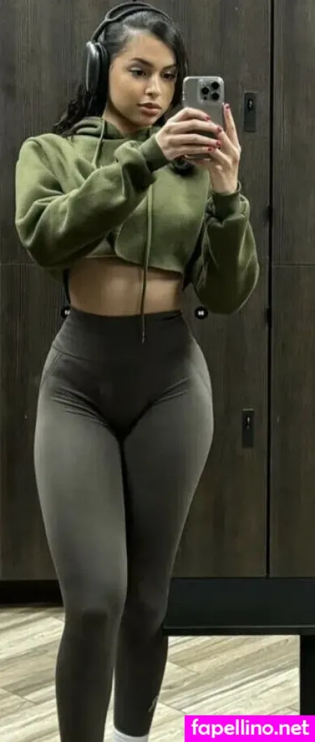 Nickimariiee OnlyFans Thumbnail #jxNboqI3q1