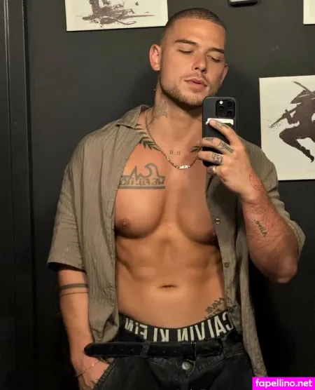 Nickmasc 1 OnlyFans Thumbnail #9cKRi59w3p
