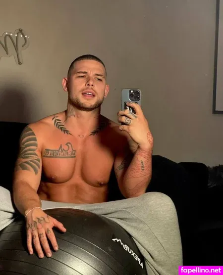 Nickmasc 1 OnlyFans Thumbnail #CZLOvlvVJW