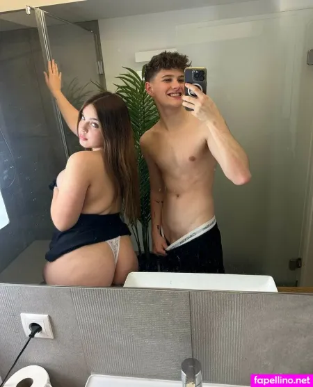 Nickxclaire OnlyFans Thumbnail #1BW9XZDnob