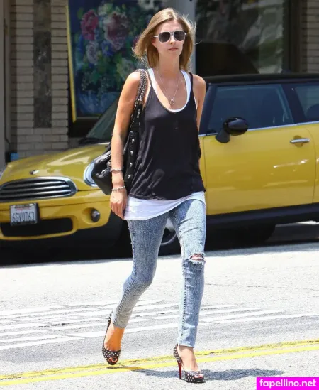 Nicky Hilton OnlyFans Thumbnail #eUwlWpjJAo