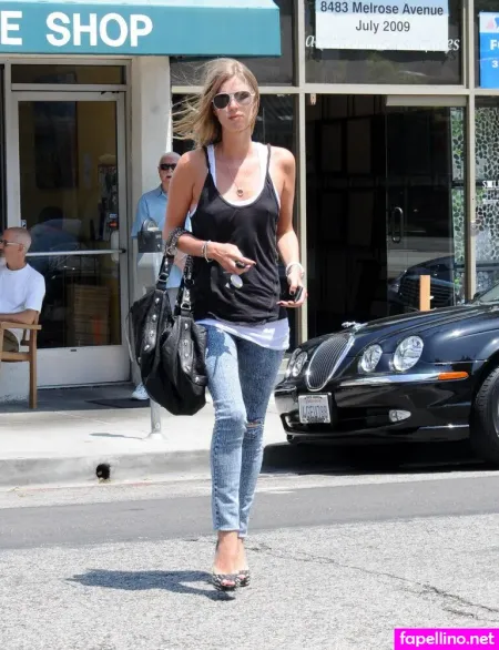 Nicky Hilton OnlyFans Thumbnail #zVeJGOcMqE