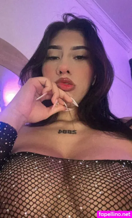 Nicky Saray OnlyFans Thumbnail #5Jgjgbo8aK