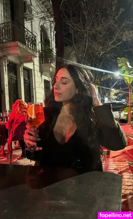 Nickyluxxe OnlyFans Thumbnail #m1olbozo63