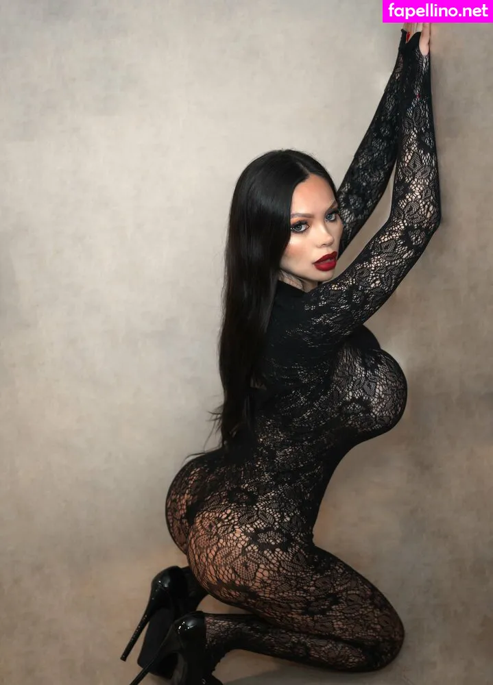 Laura Perea, nicol_lovee, nicollove_e, nicolloveee Nude Leaked OnlyFans Photo #24Ki6PZ4JQ