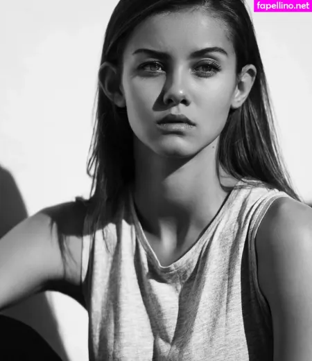 Nicola Cavanis OnlyFans Thumbnail #xE1DANTYEI