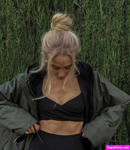 Nicola Hughes OnlyFans Thumbnail #sVzWyFRBsc