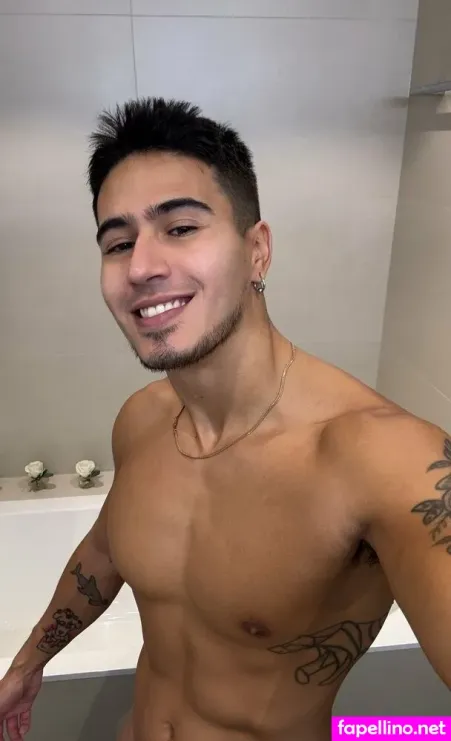 Nicolas Qfree OnlyFans Thumbnail #Ggl0cWNgoA