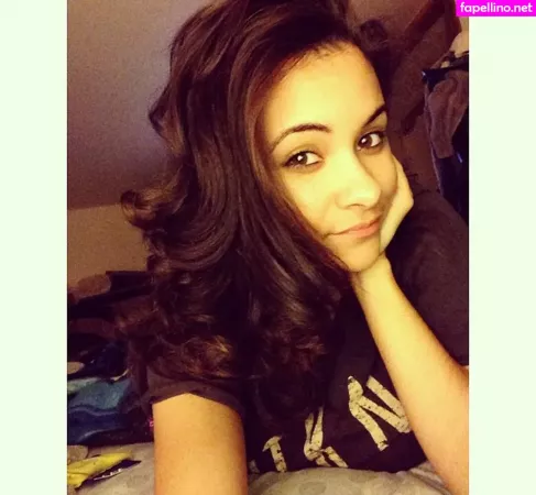 Nicole A Foster OnlyFans Thumbnail #RNW3ZLuri2