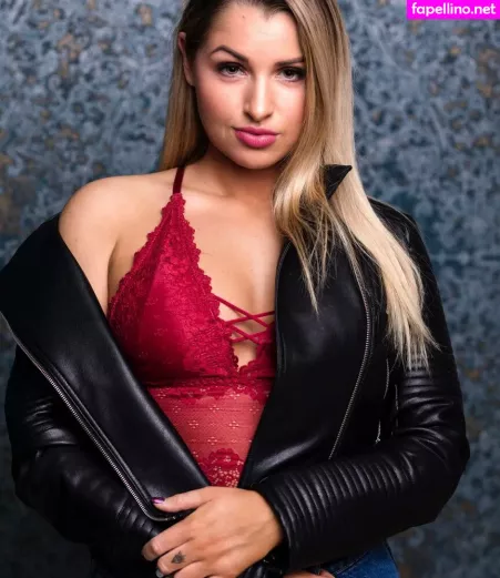 Nicole Andrievich OnlyFans Thumbnail #jvzZoCMSMT