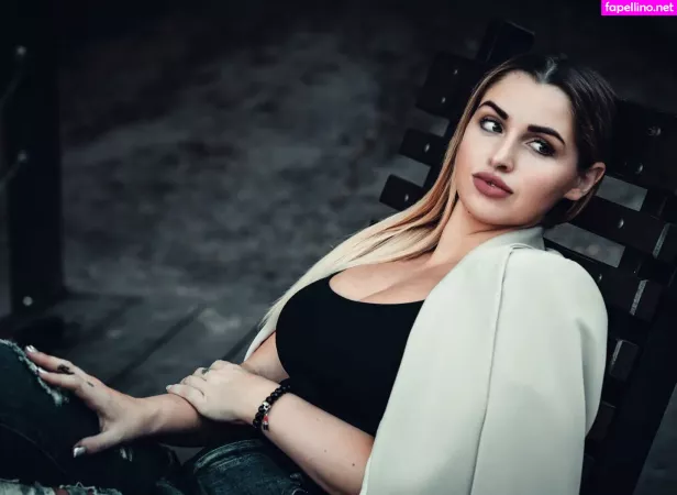 Nicole Andrievich OnlyFans Thumbnail #kblphIsxQf