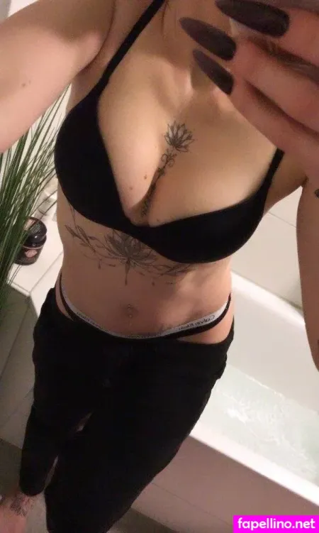 Nicole Anna OnlyFans Thumbnail #ZukViTJSnr