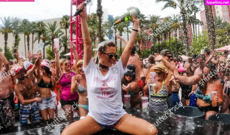 Nicole Arbour OnlyFans Thumbnail #py4ABoSxI7