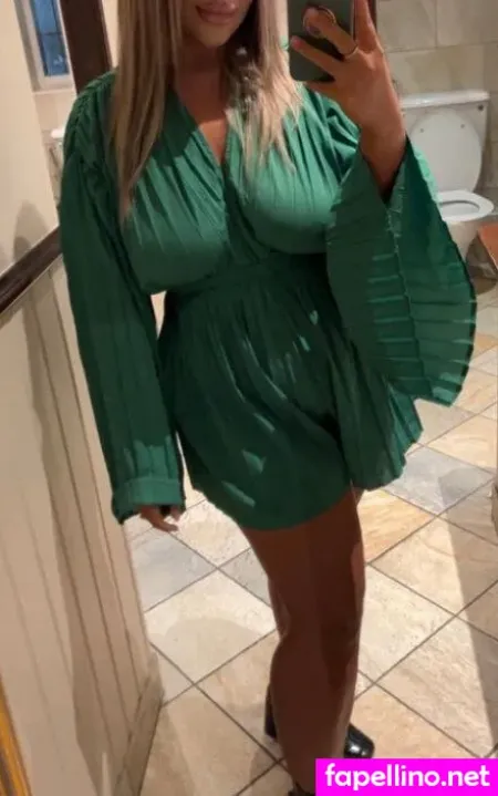 Nicole Barker OnlyFans Thumbnail #95Q75B2f8C