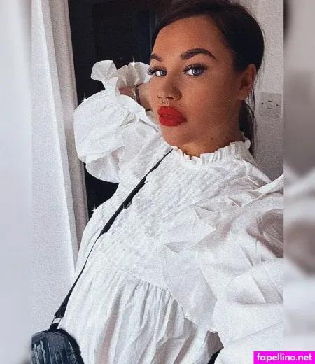 Nicole Barker OnlyFans Thumbnail #bV4HUAIWYe