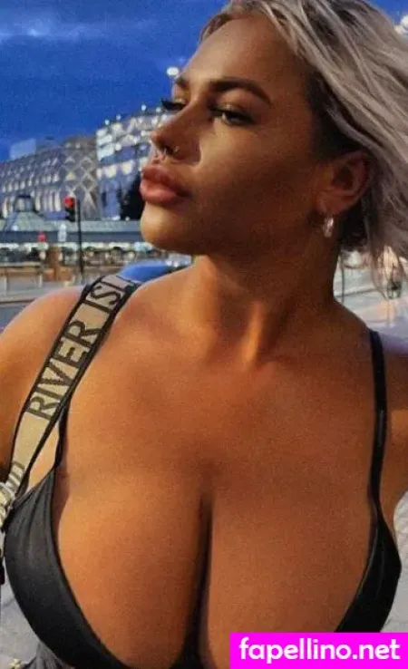 Nicole Barker OnlyFans Thumbnail #soMtdkZvfk