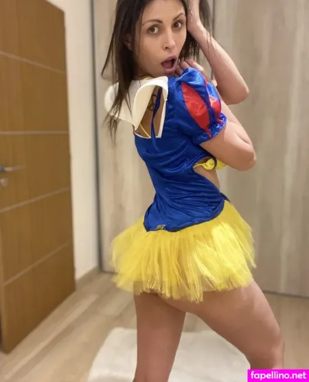 Nicole Belle 3 OnlyFans Thumbnail #8E0ecl4zrf