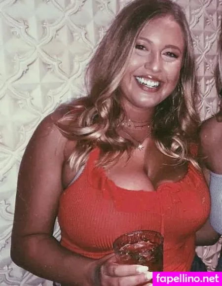 Nicole C OnlyFans Thumbnail #7KgM78LnPE