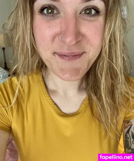 Nicole Cheshire OnlyFans Thumbnail #P9CuvRYYZ7