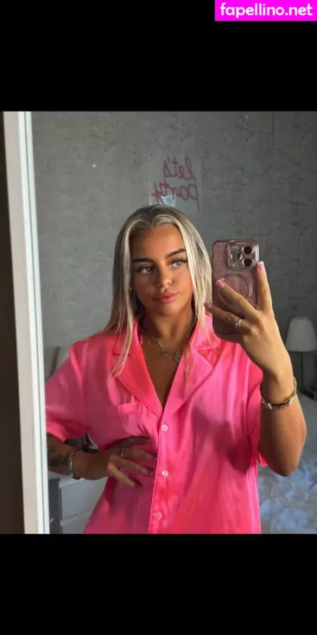 Nicole Cummins OnlyFans Thumbnail #RX48sFdk5H