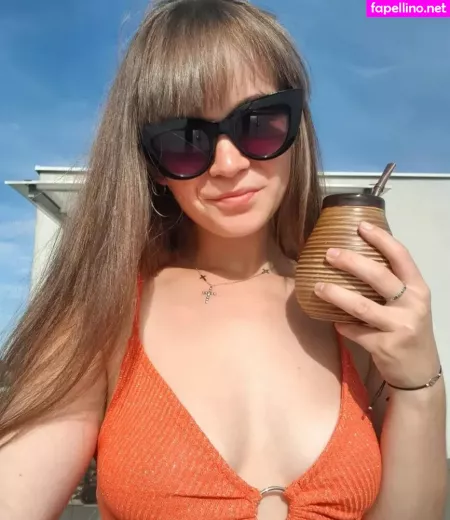 Nicole Czuj OnlyFans Thumbnail #Mbglahh4wW