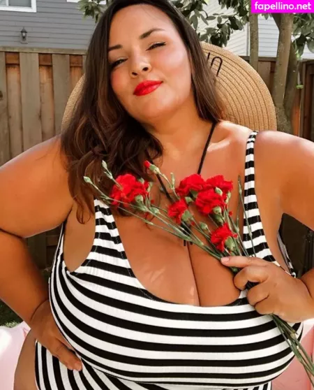 Nicole Denise Johansson OnlyFans Thumbnail #GslbJc7xQ8