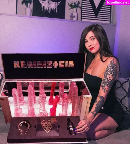 Nicole Diretora OnlyFans Thumbnail #VDw5tN0rb8