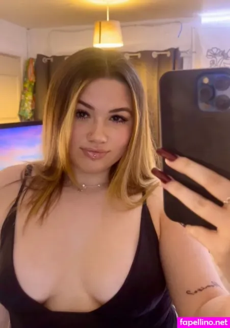 Nicole Dyer OnlyFans Thumbnail #fJeqX9f3nL