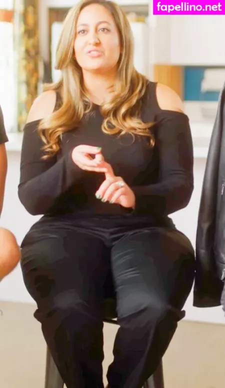 Nicole Enayati OnlyFans Thumbnail #baipXyaoRh