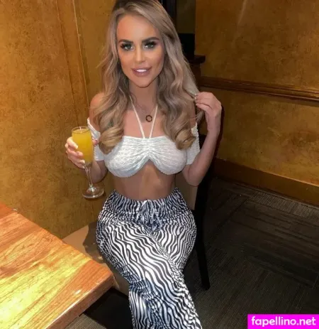 Nicole Farrell OnlyFans Thumbnail #2ZBMnOBbbN