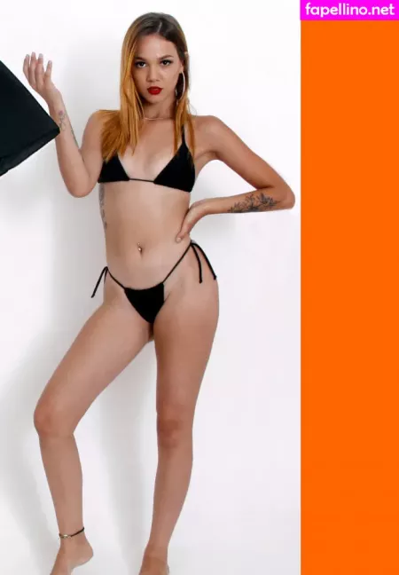 Nicole Francinni OnlyFans Thumbnail #z3wSIm1v88