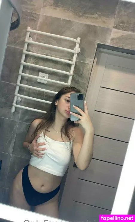 Nicole Gfe OnlyFans Thumbnail #lDSq8PlDys