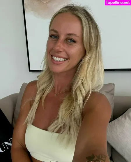 Nicole Grace OnlyFans Thumbnail #t2BdeoTyJB