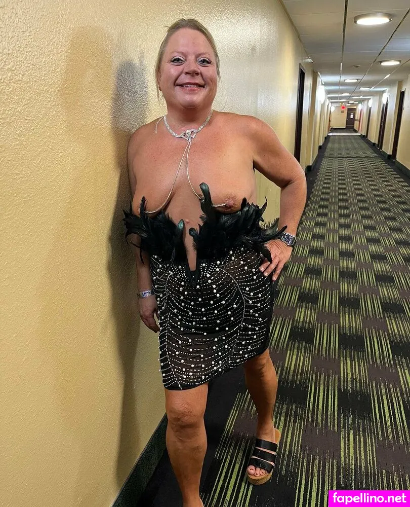 nicole_hotwife Nude Leaked OnlyFans Photo #5AkxRofs2u