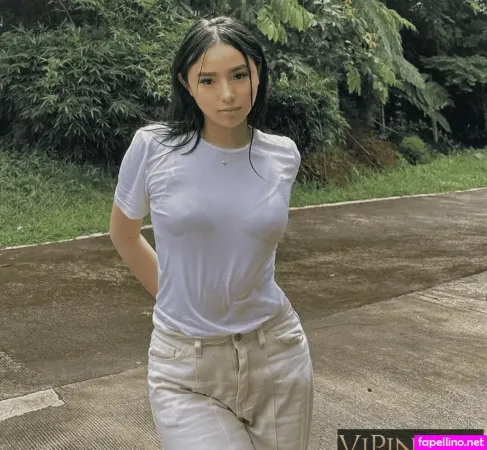 Nicole Labarette OnlyFans Thumbnail #JfVciwXbVn