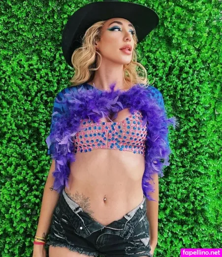 Nicole Louise OnlyFans Thumbnail #xZBUyksN7E