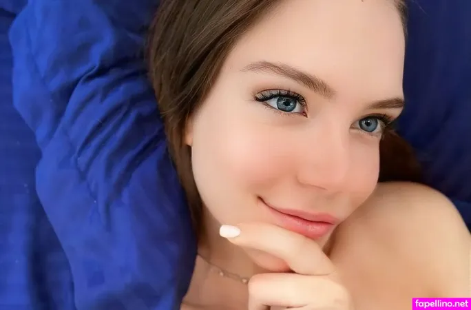 Nicole Luna19 OnlyFans Thumbnail #8HZJ6ag9gw