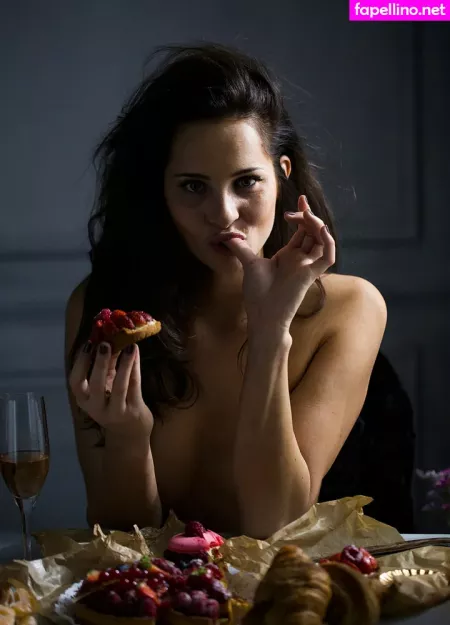 Nicole Mieth OnlyFans Thumbnail #ZDh8qSYAxz