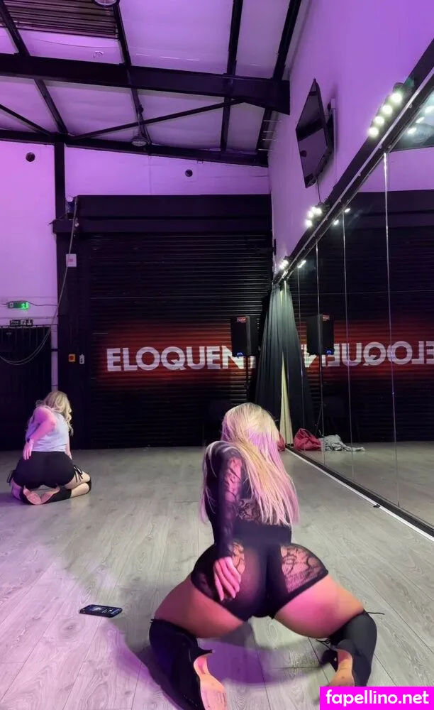 becomewithnic, nicolem_fitness, nicolemorrin, only.tans Nude Leaked OnlyFans Photo #2gy8V84RXz