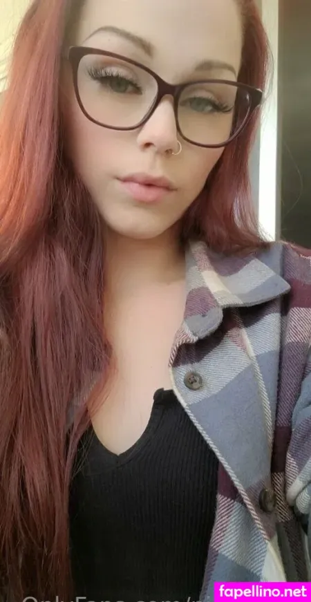 Nicole Red OnlyFans Thumbnail #D6GYleGImW