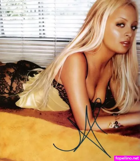 Nicole Richie OnlyFans Thumbnail #2W6Ee4bfqo