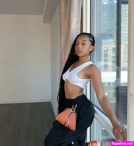 Nicole Saunders OnlyFans Thumbnail #CabO6ecZUh