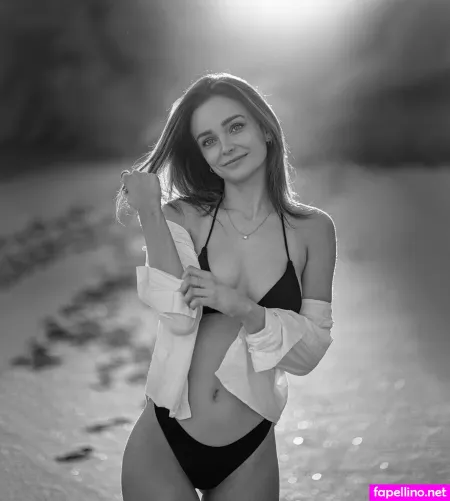 Nicole Schtte OnlyFans Thumbnail #YITPshVxRX