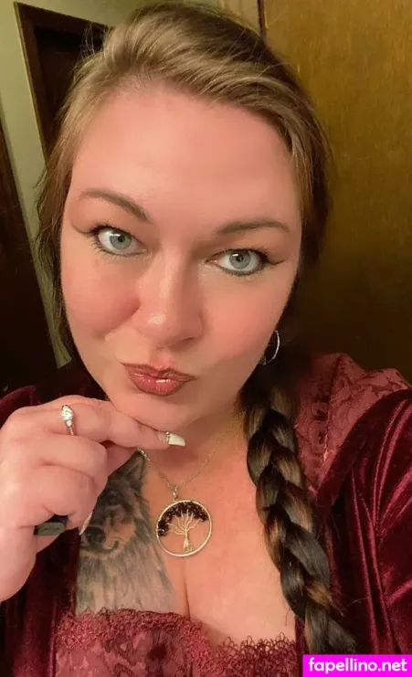 Nicole Schwenk OnlyFans Thumbnail #M0aqPtRqqj